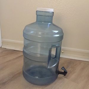 5 gallon water jug with spout and wide mouth